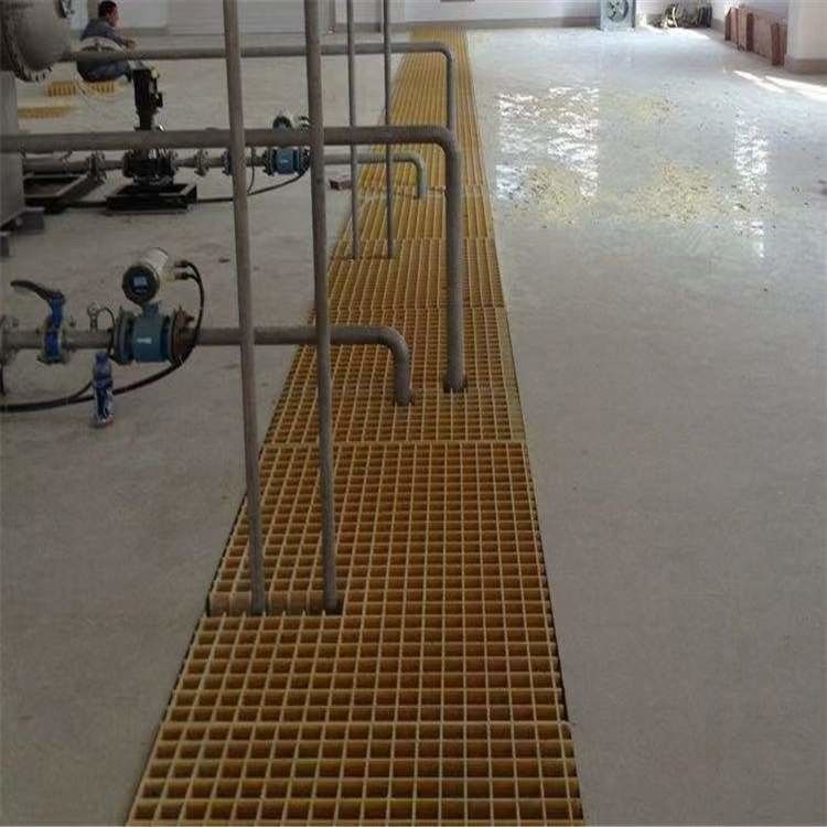 38*38*30mm 歩道またはプラットフォームのためのFRPグリッド カスタマイズされた色とサイズ